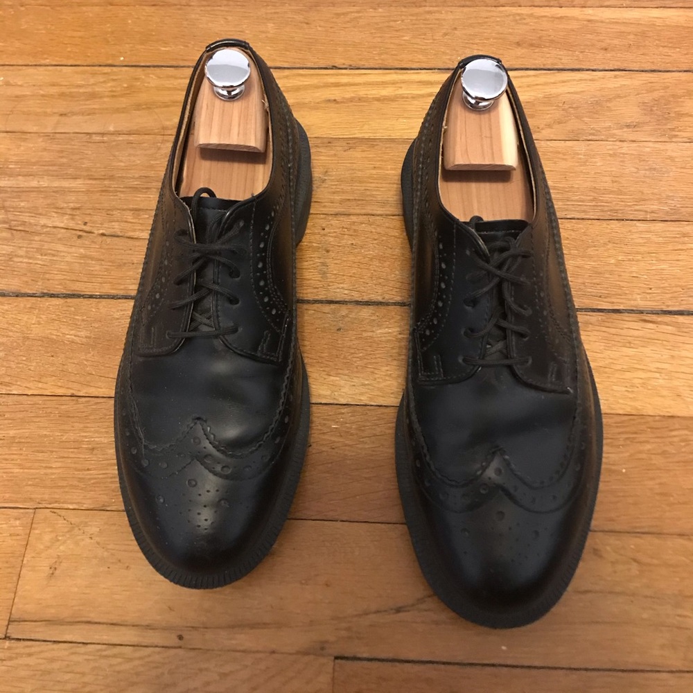 Dr. Martens 3989 Smooth leather brogues shoes
